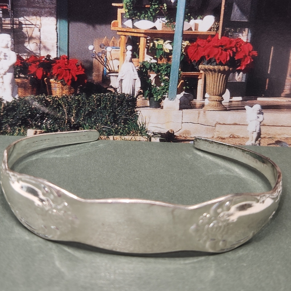 #2030, WILLIAM  ROGERS ONEIDA, STERLING SILVER  SPOON  VINTAGE BRACELET